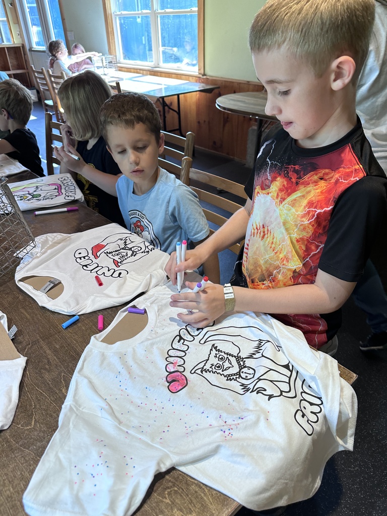 Students working on t-shirt
